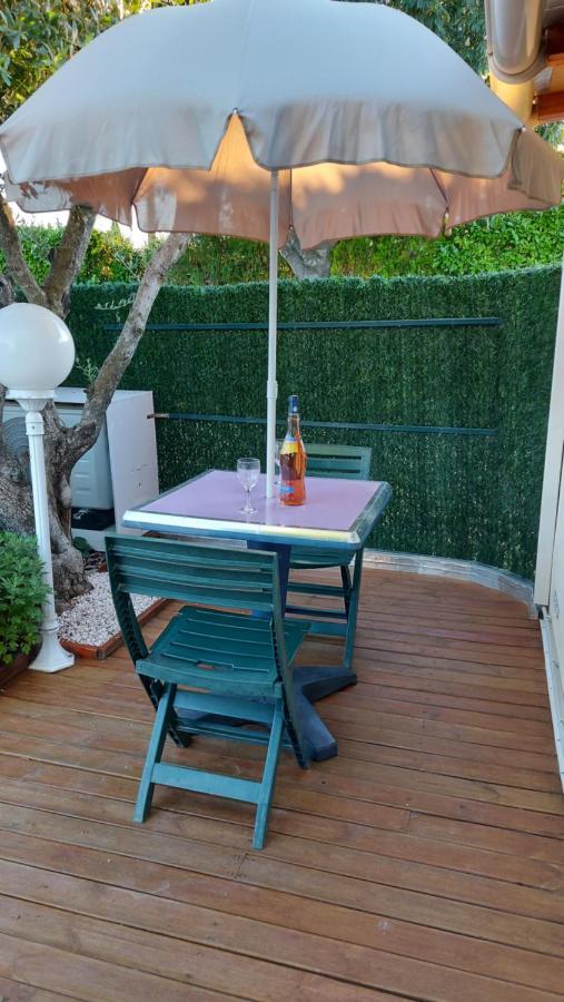 Studio 66 Apartamento Caumont-sur-Durance Exterior foto